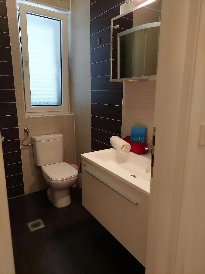 Apartments With A Parking Space Palit, Rab - 18900  Palit